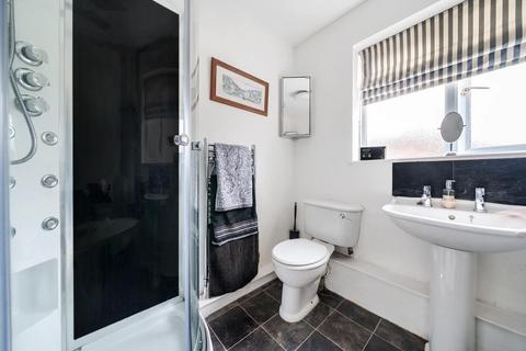 1 Albert Road, Bagshot, GU19 5QL