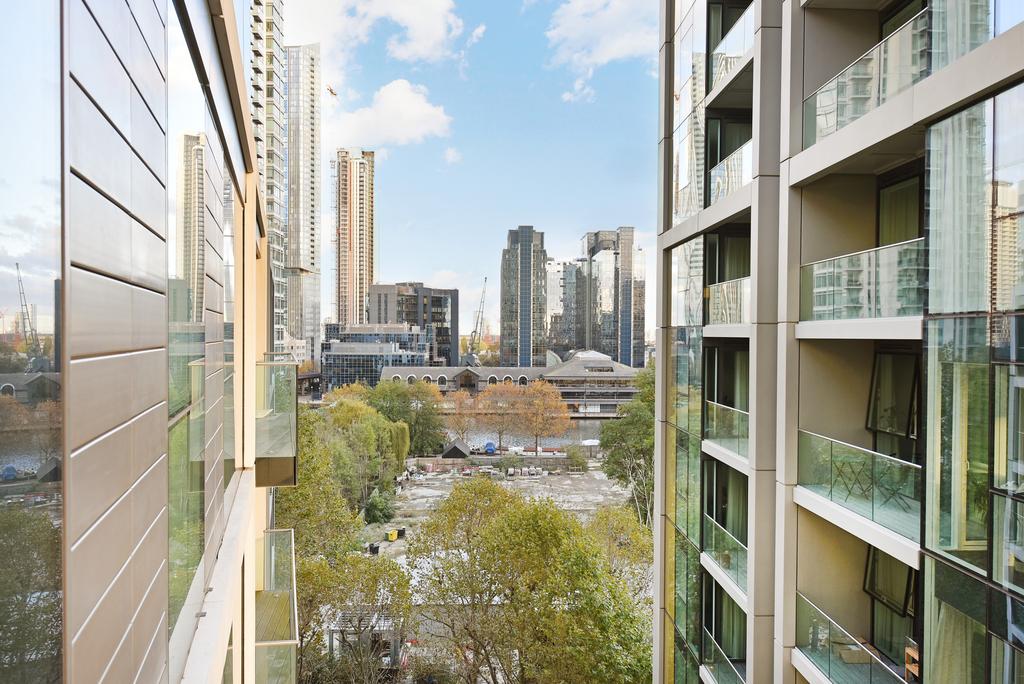 Flat 703, Laker Court (13).JPG