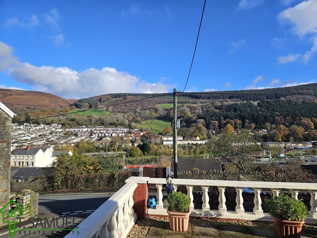 Darranlas Cottage, Caradoc Road, Mountain Ash 2 bed farm house for sale