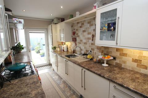 3 bedroom terraced house for sale - Illtyd Avenue, Llantwit Major, CF61