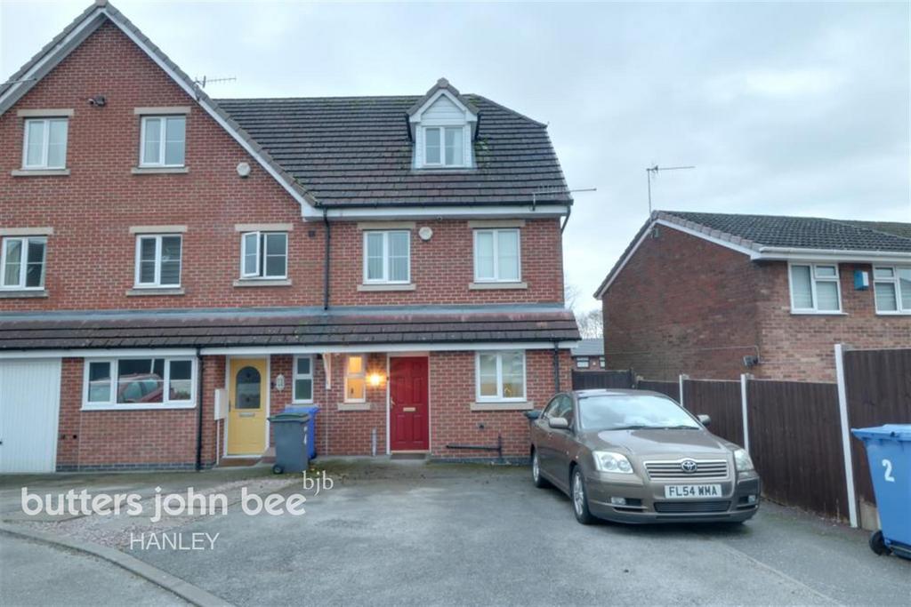 Woodcote Close, Longton 4 bed semidetached house to rent £1,100 pcm