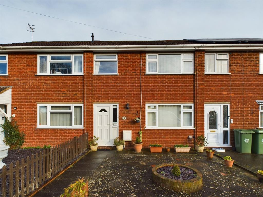 Oriel Close, Worcester, Worcestershire, WR4 3 bed terraced house for
