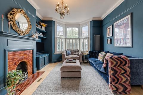 18 Adys Road, London, SE15 4DZ