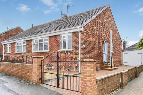 2 bedroom bungalow for sale, Sunnybank Road, Ormesby