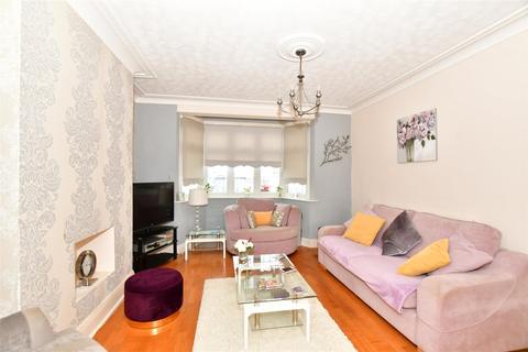 60 Hillcrest Road, Hornchurch, RM11 1EB