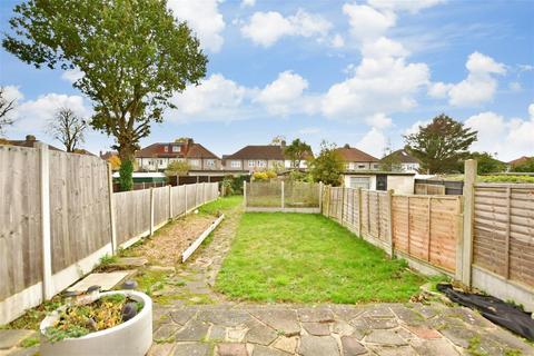 60 Hillcrest Road, Hornchurch, RM11 1EB