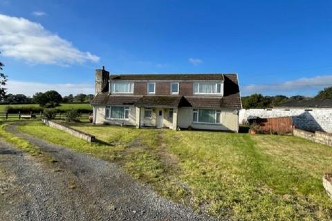 5 bedroom property with land for sale - New Inn, Llandeilo, Carmarthenshire.