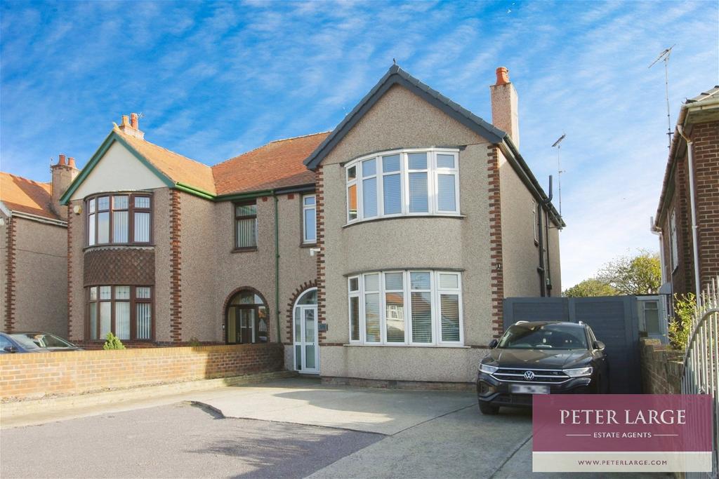 18 Rhuddlan Road, Rhyl 4 bed semidetached house for sale £275,000