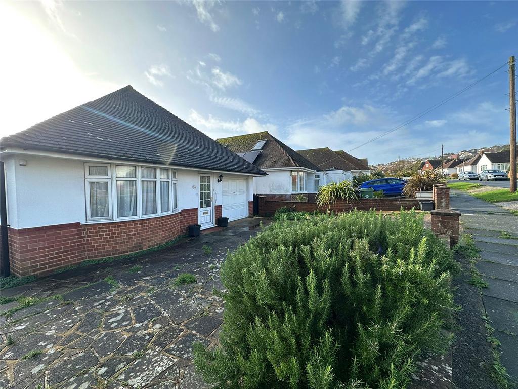 Chichester Drive West, Saltdean, Brighton, East Sussex, BN2 2 bed