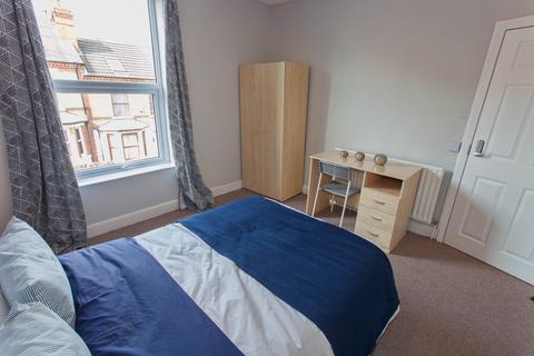 4 bedroom house to rent, 54 Balfour Road, Lenton, Nottingham, NG7 1NZ
