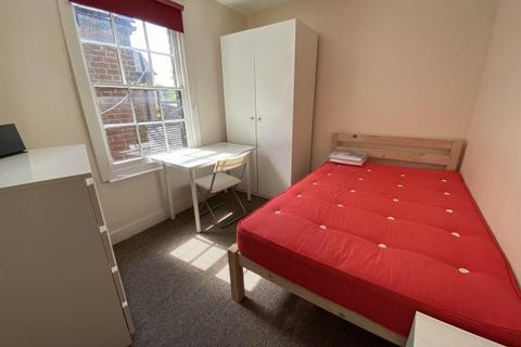 2 bedroom flat to rent, Saint Dunstans Street