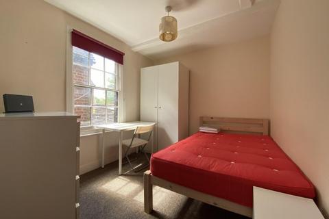 2 bedroom flat to rent, Saint Dunstans Street