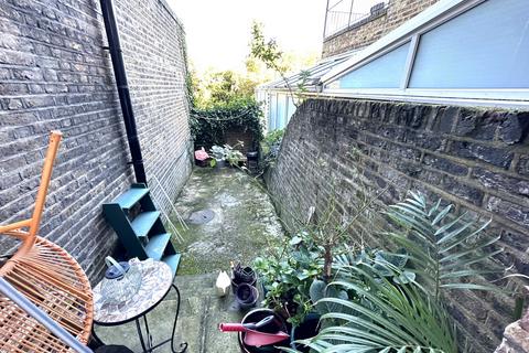 undefined, Alexandra Grove, Finsbury Park, N4