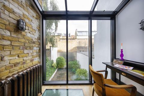 3 bedroom terraced house for sale - Kensington Park Road, London