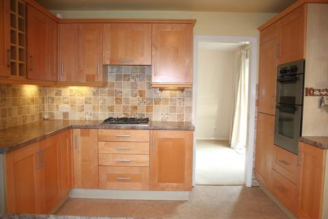 3 bedroom detached house to rent, Kinver Close, Plymouth PL6
