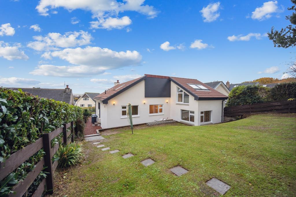 Paterson Drive, Helensburgh, Argyll & Bute, G84 9QY 3 bed detached bungalow for sale £282,000