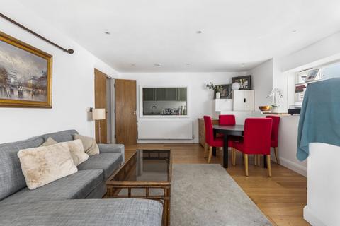 2 bedroom flat for sale, Palace Court, Notting Hill