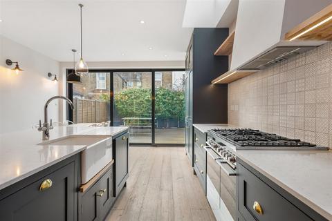 42 Adelaide Road, London, W13 9EB