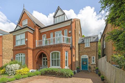 3 Helena Road, London, W5 2RA