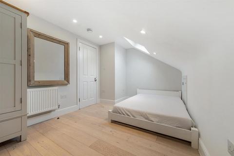 80 Adelaide Road, London, W13 9EB