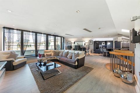Flat 15, Adams Quarter Tallow Road, Brentford, TW8 8ER