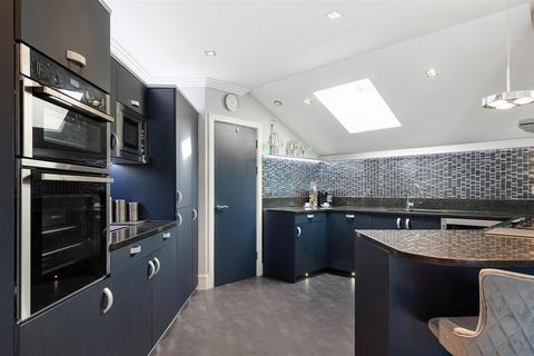 Flat 15, Adams Quarter Tallow Road, Brentford, TW8 8ER