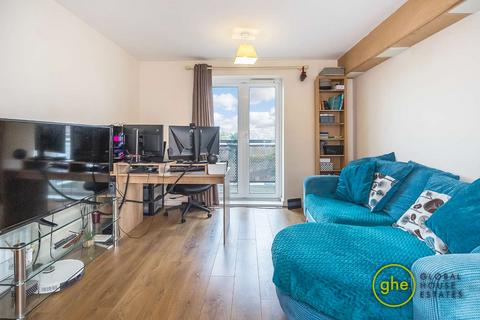 1 bedroom flat for sale, Radford Court, Peckham, London