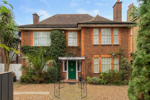 4 bedroom detached house for sale, London W4