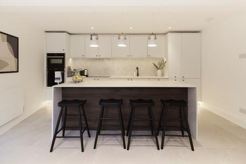 3 bedroom end of terrace house for sale, London W6