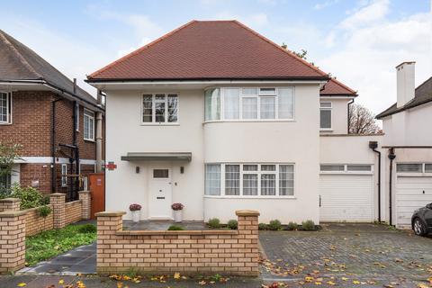 138 Corringway, London, W5 3HA