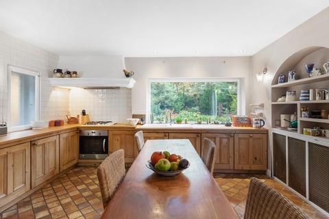 51 Madeley Road, London, W5 2LS