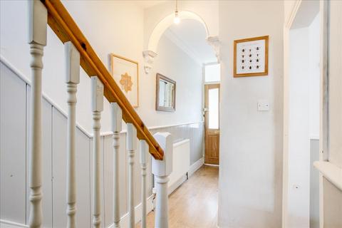 4 Mill Hill Road, London, W3 8JA