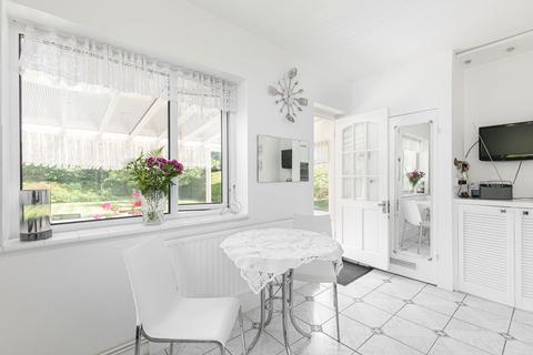 138 Copthorne Road, Felbridge, East Grinstead, RH19 2PD