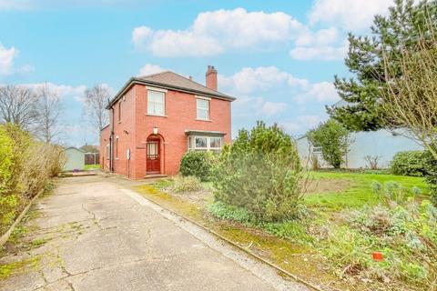 3 bedroom detached house for sale, School Lane, Snitterby, Lincolnshire, DN21