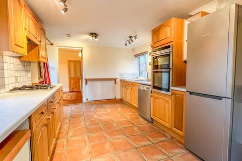 3 bedroom detached house for sale, School Lane, Snitterby, Lincolnshire, DN21