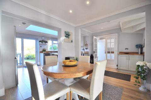 10 Chatham Avenue, Bromley, BR2 7QD