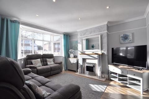 10 Chatham Avenue, Bromley, BR2 7QD