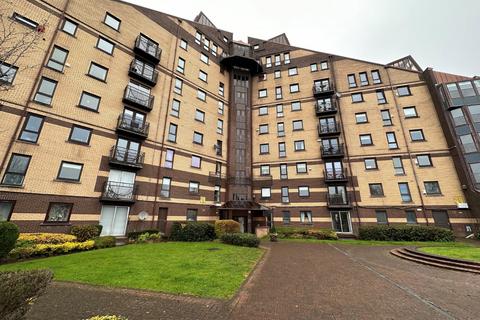 3 bedroom flat to rent, Mavisbank Gardens, Glasgow, G51