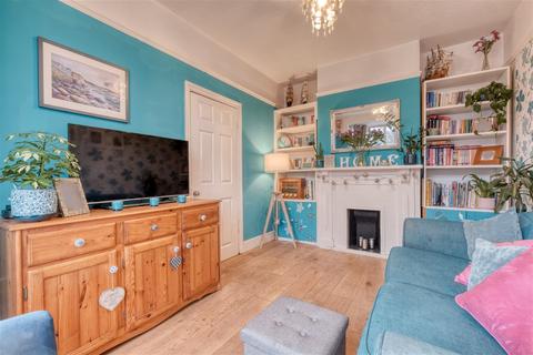 54 Dunsmore Road, Hall Green, Birmingham, B28 8EB