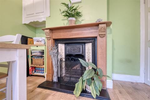 54 Dunsmore Road, Hall Green, Birmingham, B28 8EB