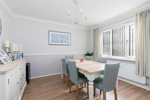 4 Ashurst Drive, Crawley, RH10 7FS