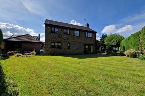 4 Ashurst Drive, Crawley, RH10 7FS