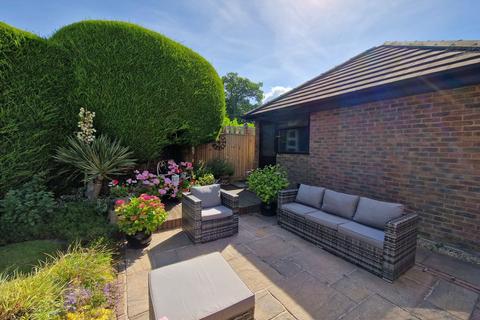4 Ashurst Drive, Crawley, RH10 7FS