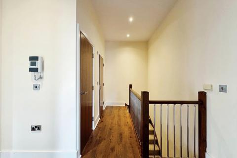 3 bedroom flat to rent, The Beeches, West Didsbury, Manchester, M20