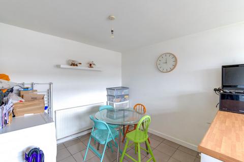 4 Chip Close, Birmingham, B38 8XF