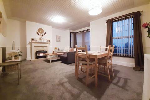 4 bedroom block of apartments for sale - Marine Road, Prestatyn, Denbighshire LL19 7HE