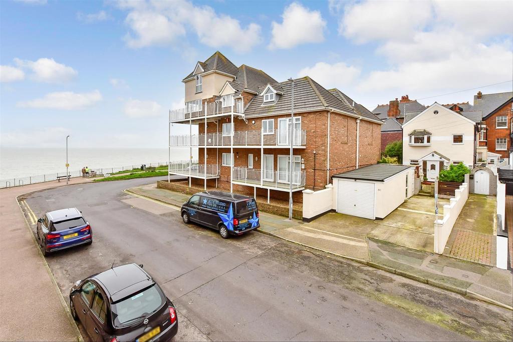 West Cliff Road, Broadstairs, Kent 3 bed semidetached house for sale