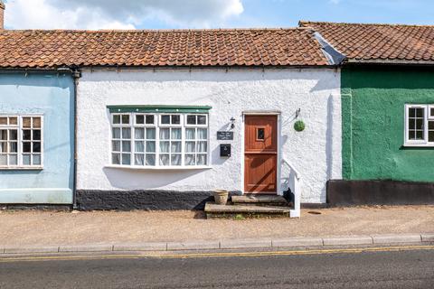 2 bedroom cottage for sale, Holt Road, North Elmham