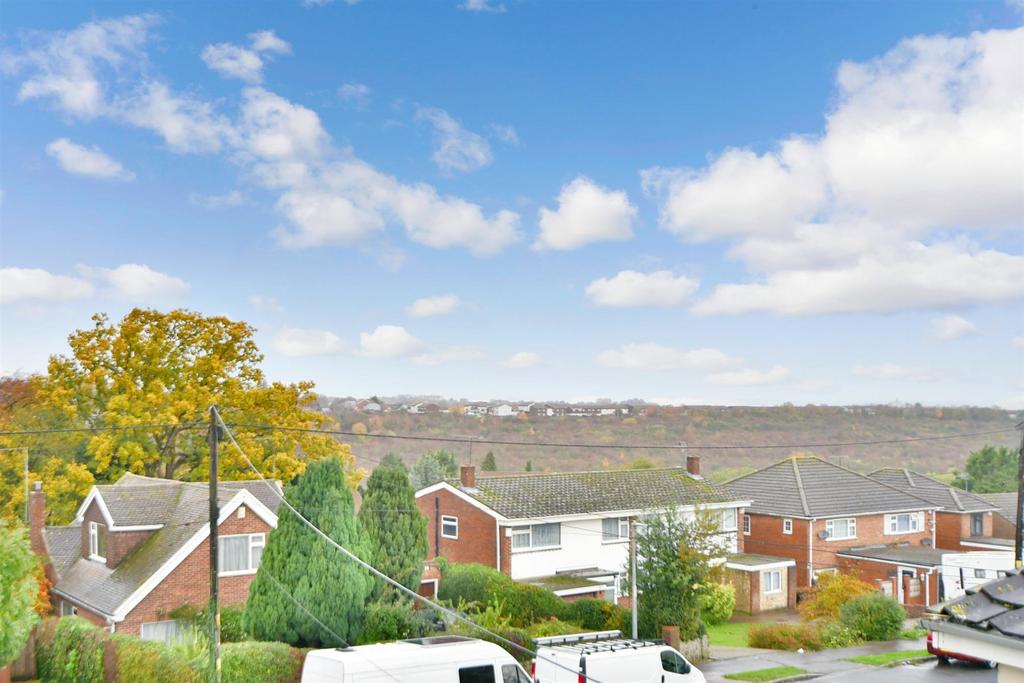 Lords Wood Lane, Lords Wood, Chatham, Kent 4 bed chalet for sale £500,000
