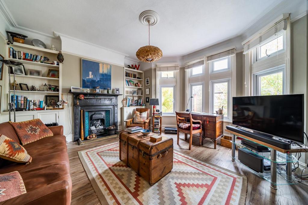 Craven Avenue, Ealing 4 bed semidetached house for sale £1,150,000
